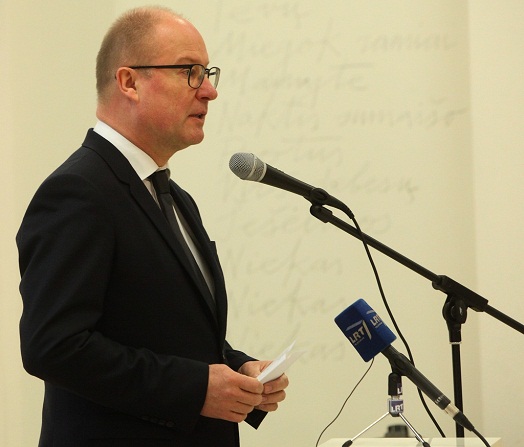 3_dailes_akademijos_rektorius_prof_a_klimas.jpg 3_dailes_akademijos_rektorius_prof_a_klimas.jpg