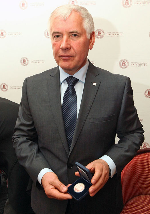 lydeka_dainiaus_laabucio_nuotraukan.jpg lydeka_dainiaus_laabucio_nuotraukan.jpg