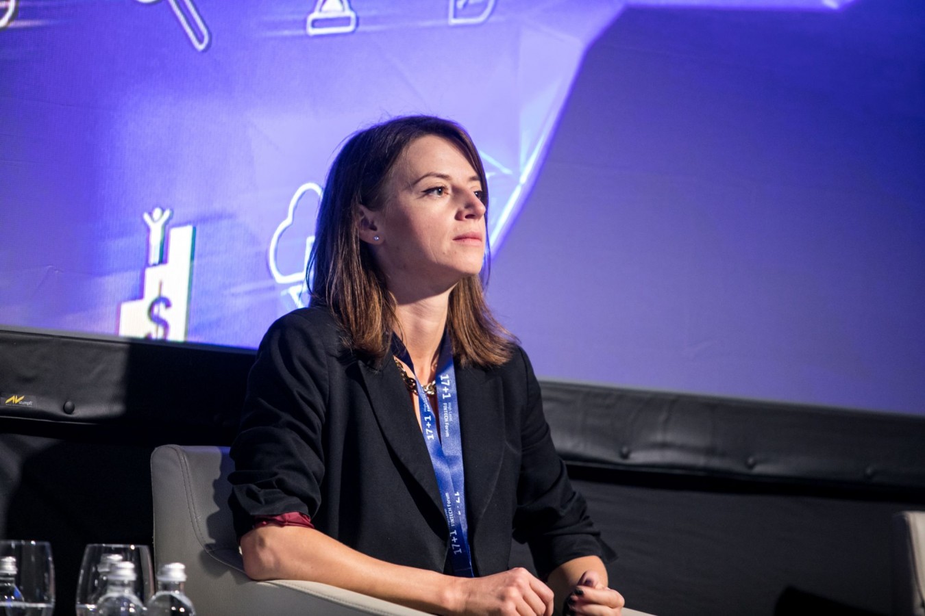 1911284684_hi.jpg