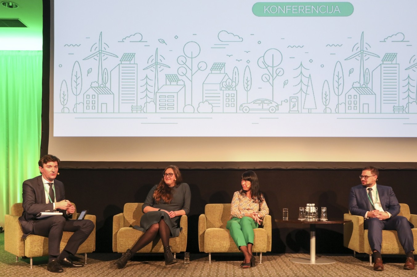 Ekonomikos konferencija „Tiesiame kelius į žaliąją ekonomiką“