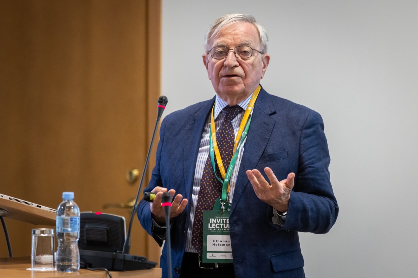 Pirmasis Baltijos šalių centrinių bankų kviestinių tyrėjų paskaitų ciklas ir konferencija