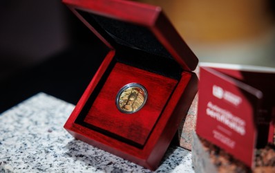 Lietuvos banko kolekcinė moneta „Mikalojus Konstantinas Čiurlionis – 150“: dedikacija genijui, kurio kūryba pranoko laiką
