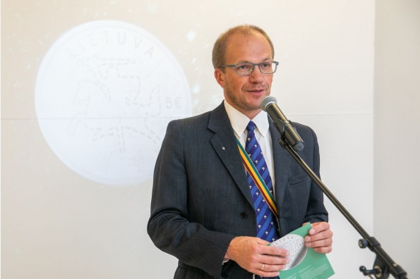 Kartu su moneta išleisto lankstinuko autorius Giedrius Globys