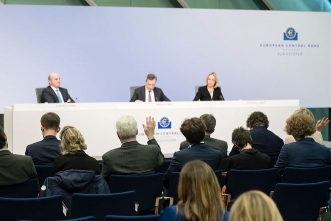 GovC press conf.JPG