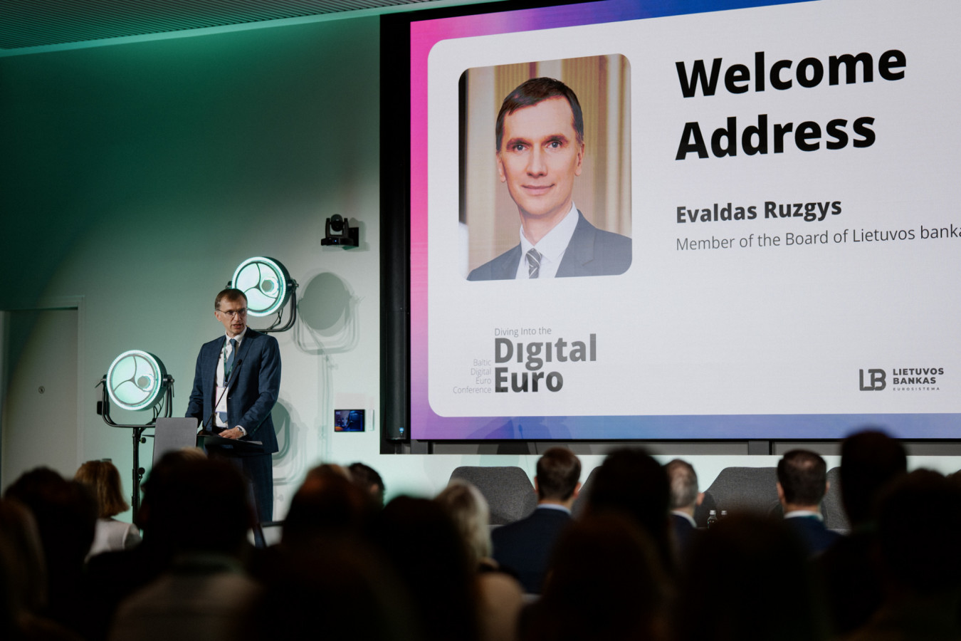 Lietuvos banko valdybos nario Evaldo Ruzgio kalba konferencijoje