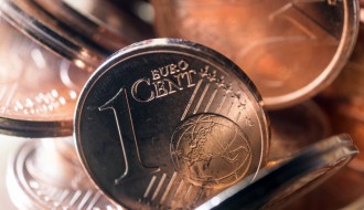 „Eurobarometras“: daugiau kaip trys ketvirtadaliai lietuvių pritaria apvalinimui atsiskaitant grynaisiais pinigais