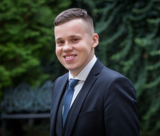 Simonas Spurga Lietuvos banko foto.jpg