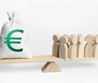 Investicines paslaugas teikiančios įmonės turi vertinti, kas geriausiai klientui