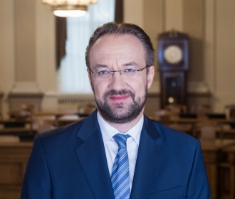 Po pandemijos griežtinant fiskalinę drausmę svarbu neapleisti į tvarų augimą orientuotų investicijų