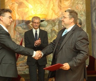 Sutarties pasirašymas