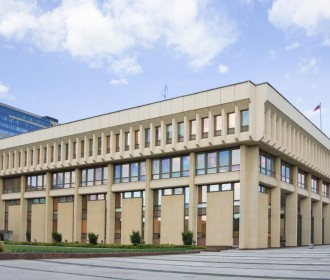Lietuvos bankas: projektuojama fiskalinė politika 2026 m. skatins ekonomikos aktyvumą, valdžios sektoriaus skolos augimas ribos valstybės galimybes ateityje