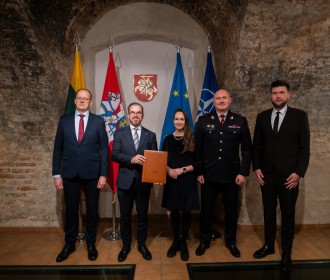 KAM pasirašytas susitarimas dėl bendradarbiavimo su Ekonomikos ir inovacijų ministerija, Lietuvos bankų asociacija, Lietuvos banku ir FNTT