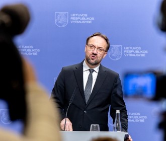Stiprinama kova su finansiniu sukčiavimu