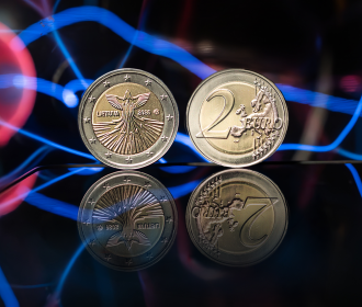 Lietuvos energetinei nepriklausomybei – 2 eurų moneta: įamžintas istorinis valstybės lūžis