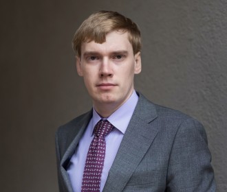 Kodėl centriniai bankai gali būti priversti pakelti palūkanų normas, kai pabrangsta nafta?