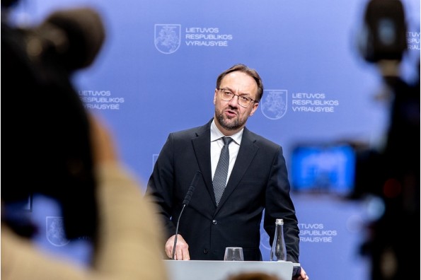 Stiprinama kova su finansiniu sukčiavimu